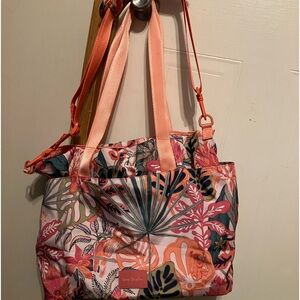 Beautiful Vera Bradley yoga tote EUC
